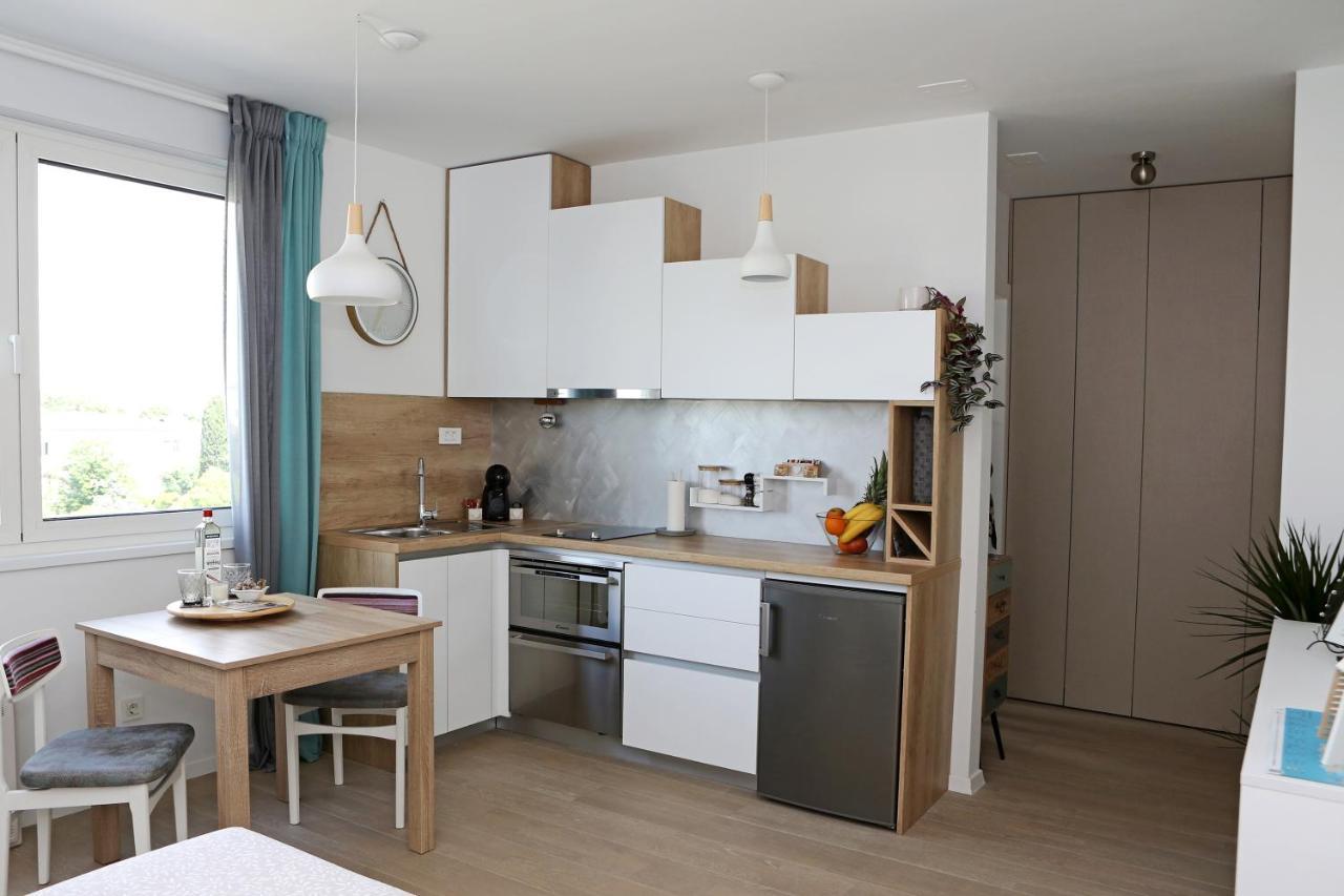 Studio Apartment Camino With Parking Zadar Eksteriør bilde