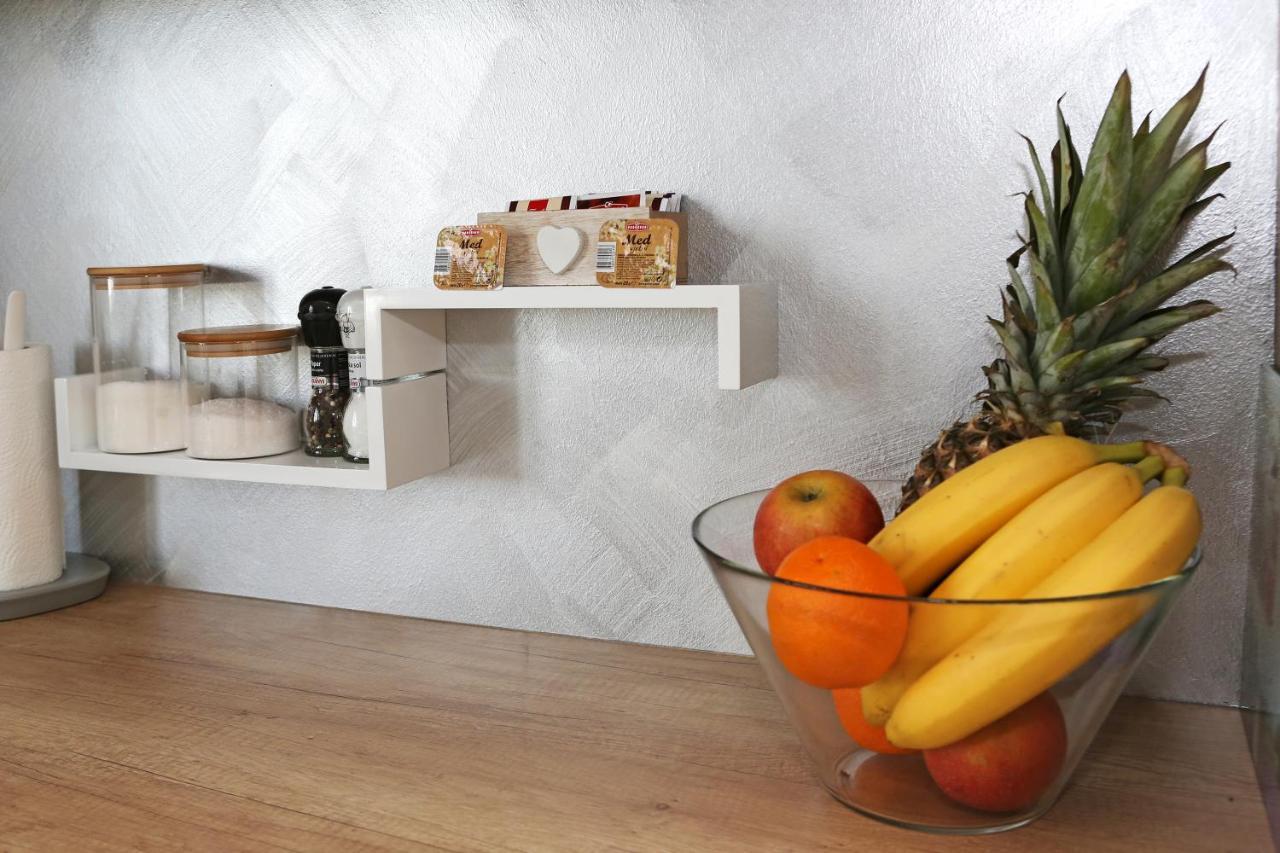 Studio Apartment Camino With Parking Zadar Eksteriør bilde